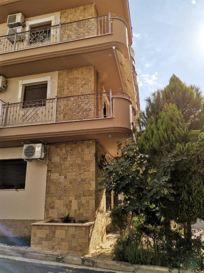 Apartment εmerald Luxury *