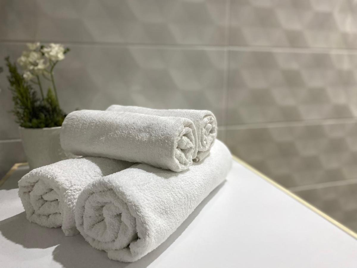 εmerald Luxury