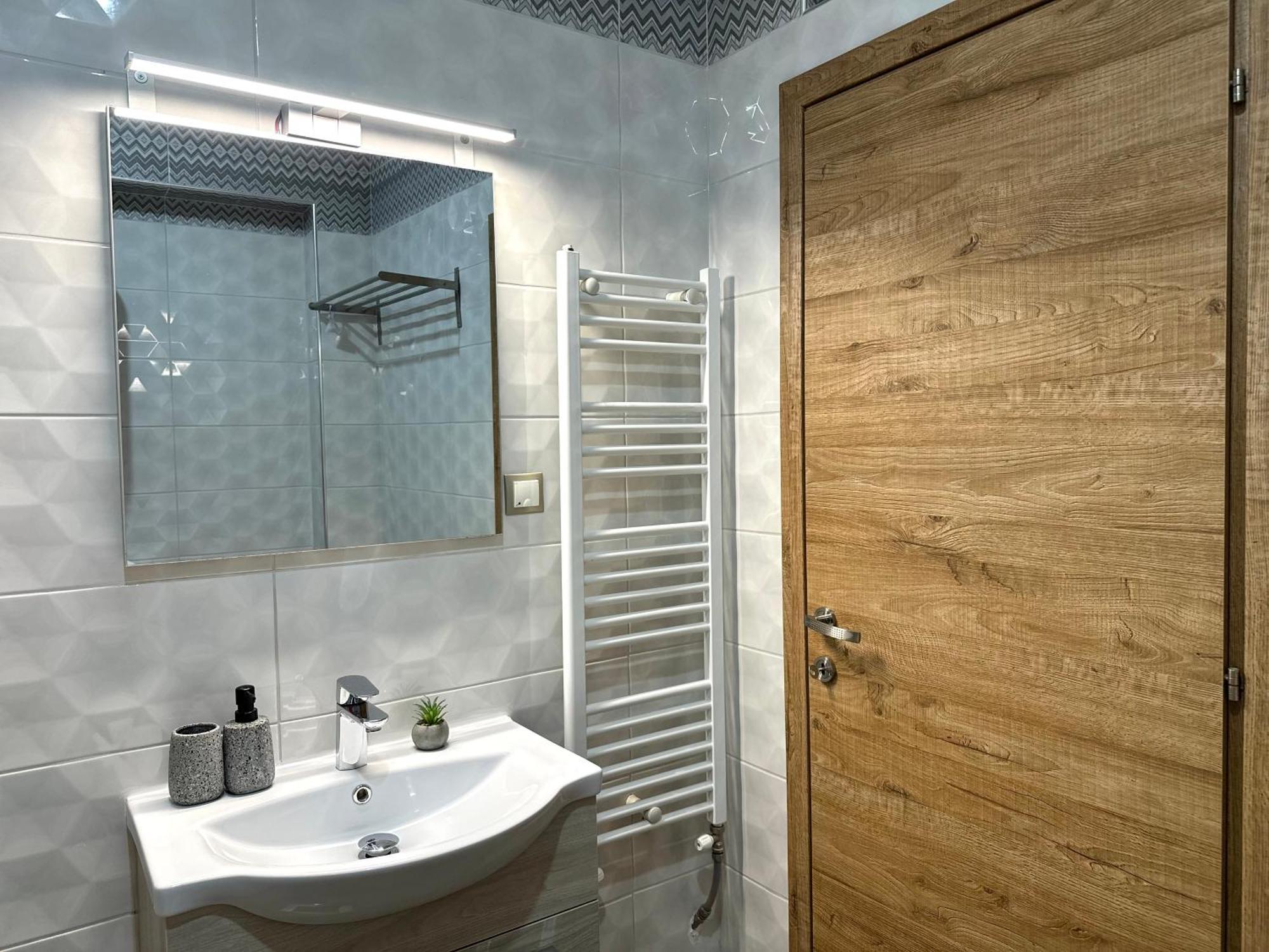 εmerald Luxury